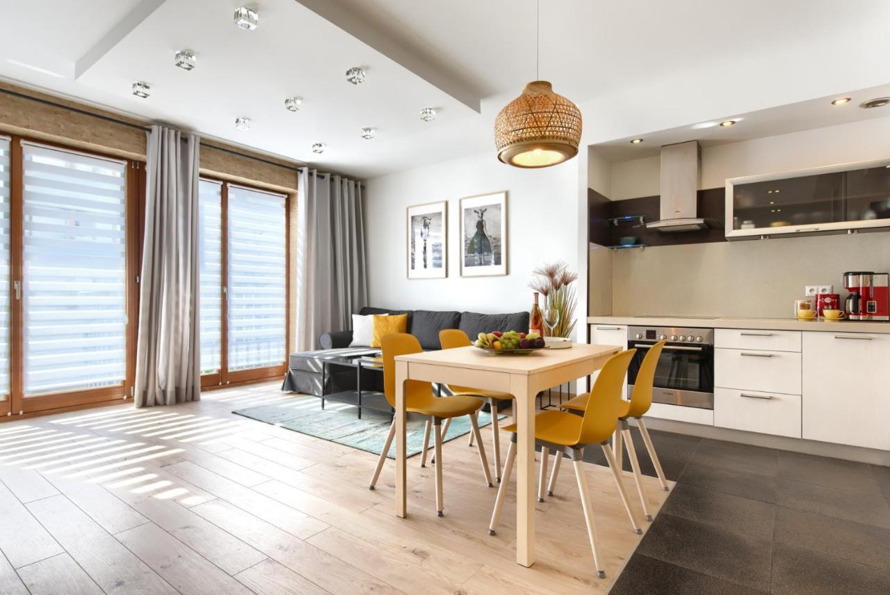 City Center Apartament Parking By Impero Posen Exterior foto