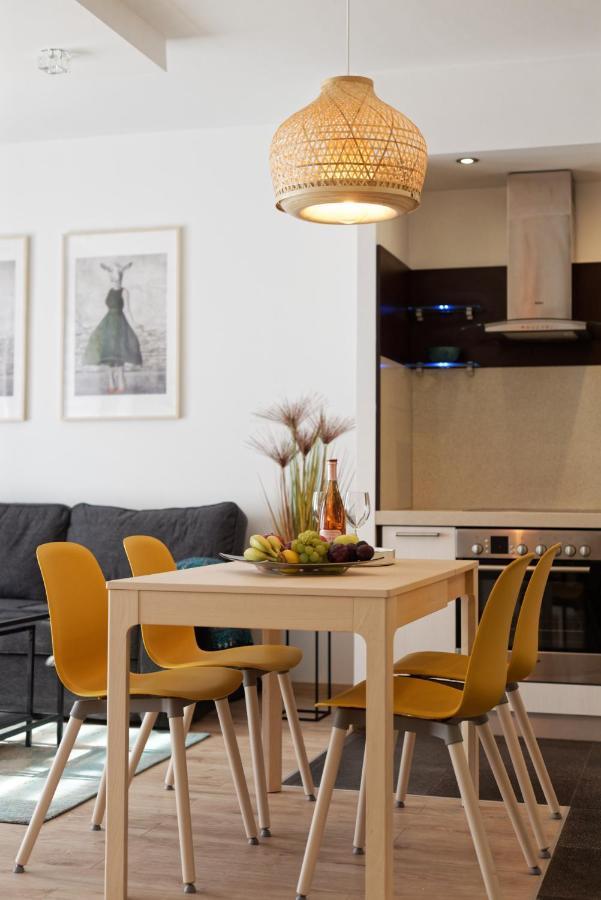 City Center Apartament Parking By Impero Posen Exterior foto